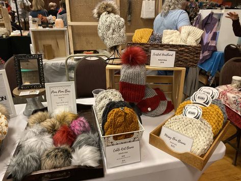 Craft Show: One Table Set Up- Breakdown of everything I use! - Sierra's Crafty Creations Crochet Craft Fair, Vendor Displays, Fair Display, Craft Booth Displays, Craft Stalls, Craft Fair Displays, Dollar Tree Finds, Hat Display, Craft Shows