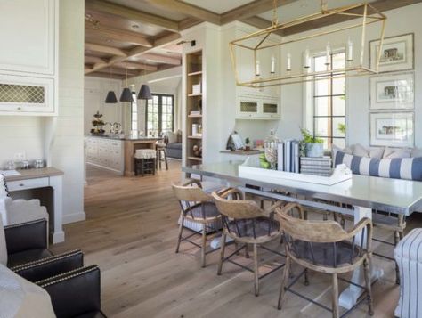 Timeless Dream Home-Jackson Leroy-17-1 Kindesign Farmhouse Spanish Style, Room Classic Style, Modern English Farmhouse, Laundry Room Inspo, English Farmhouse, Floor Plan Ideas, Country Ranch, Ranch Homes, Traditional Kitchen Design