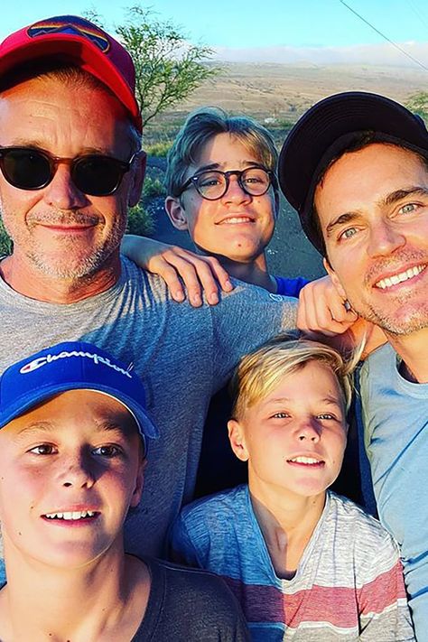 How Many Kids Does Matt Bomer Have? Matt Bomer Kids, Matt Bomer Family, Matt Bomer Husband, Matt Bomer Simon Halls, Simon Halls, White Collar Quotes, Matt Bomer White Collar, Caspar Lee, Ricky Dillon