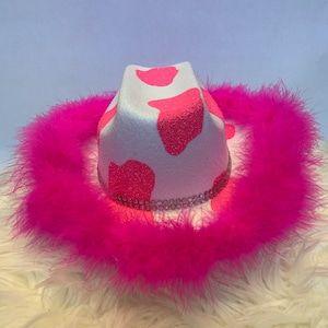 Glitter Cowgirl Aesthetic, Glitter Cowgirl, Preppy Hat, Cowgirl Summer, Cow Birthday Parties, Custom Cowboy Hats, Cowgirl Birthday Party, Cow Birthday, Bday Party Theme