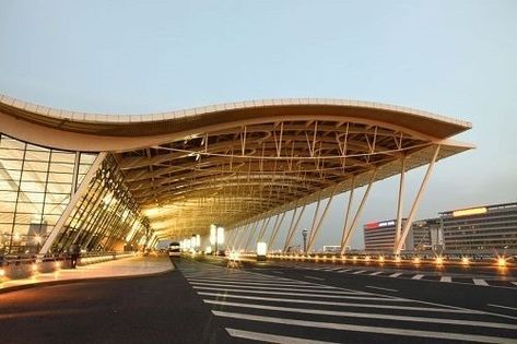 Roof Truss Design, Curved Roof, Train Station Architecture, Design City, Steel Structure Buildings, Airport Terminal, Airport Design, Mall Design, Wood Architecture