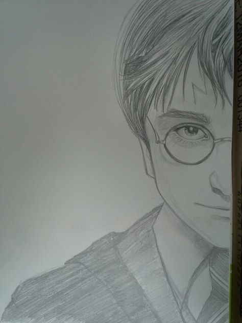 Boys Sketches Pencil, Harry Potter Pencil Sketches, Cool Drawings For Boys, Harry Potter Art Drawings Simple, How To Draw Harry Potter, Cute Harry Potter Drawings, Harry Potter Art Sketches, Drawing Of Harry Potter, Boy Pencil Sketch