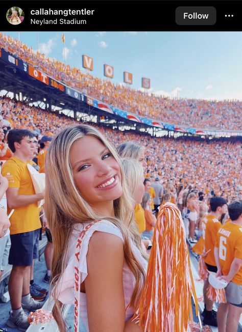 Tailgating Pictures, Game Day Photo Ideas, University Of Tennessee Game Day Outfits, Game Day Pictures College, Football Game Photos, Tennessee Football Game Outfit, Gameday Pictures, Game Day Pictures, Tennessee Vols Game Day Outfits