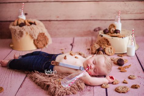 Newborn Milk And Cookies Photo, Milk And Cookies Photo Shoot, Drunk Baby, Cookies Photo, First Birthday Cookies, Monthly Baby Pictures, First Birthday Pictures, Monthly Baby, Milk And Cookies