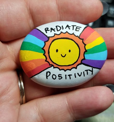 Encouragement Rock Painting Ideas, Rock Painting Ideas Kindness, Rock Painting Positive Sayings, Affirmation Rock Painting, Rock Painting For Teachers, Rock Painting Ideas Motivational, Positivity Rocks Painting, Inspiring Rock Painting, Rock Painting Ideas With Quotes