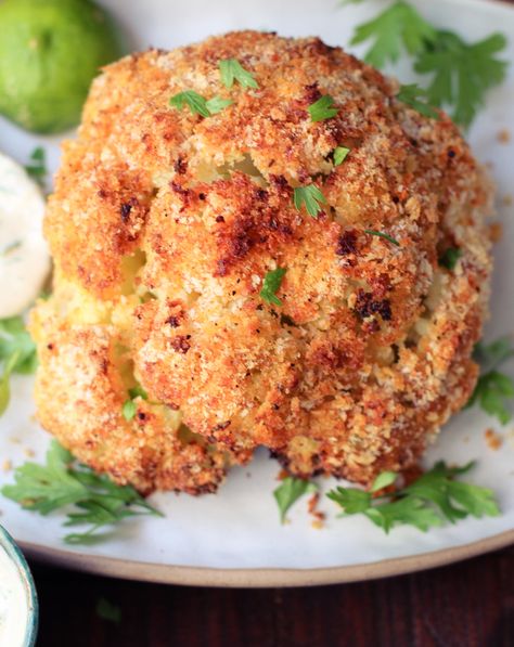 Mediterranean Whole Roasted Cauliflower Cauliflower Side Dish, Cauliflower Recipes Healthy, Whole Roasted Cauliflower, Healthy Side Dish, Fast Easy Meals, Vegetable Side, Healthy Side, Delicious Donuts, Mediterranean Dishes