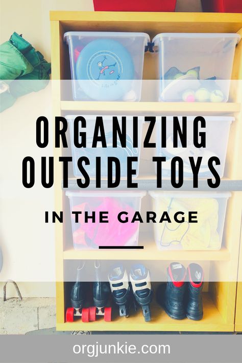 Organizing Hacks Dollar Stores, Outside Toys, Small Pantry Organization, Tips For Organizing, Clear Bins, Toy Garage, Garage Organize, Small Pantry, Garage Shed