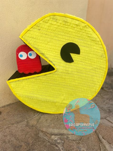 Piñata pac-man Pac Man Valentine Box Ideas, Pacman Birthday Party Decorations, Pacman Party Ideas, Pac Man Party Decorations, Pac Man Trunk Or Treat Ideas, Pac Man Decorations, Pac Man Birthday Party, Pacman Birthday Party, Pacman Birthday