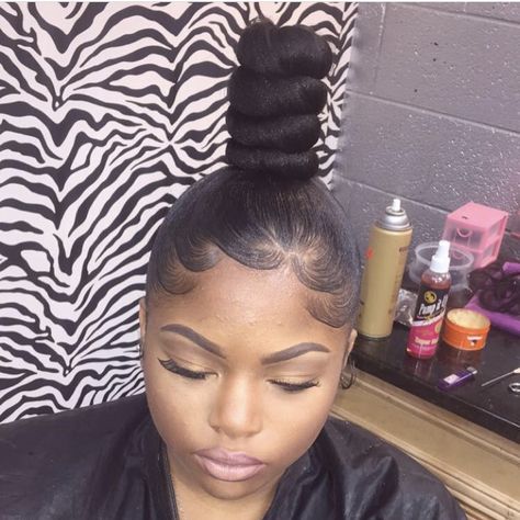 Weave Ponytail Styles, Elegant Hairdo, Top Ponytail, Ninja Bun, Cornrow Updo Hairstyles, Pony Hairstyles, Bride Updo, Bun Ponytail, Braided Hairstyles For Black Women Cornrows