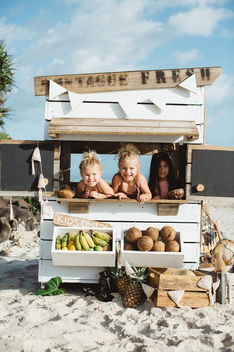 Castle and Cubby 'Coco Beach Shack' - made in Melbourne, Australia Kids Cubby, Kids Cubby Houses, Kids Cubbies, Coco Beach, Food Stand, Cubby House, Kids Outdoor Play, Cubby Houses, Surf Shack