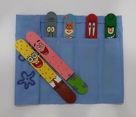 Ice Cream Sticks, Diy Popsicle Stick Crafts, Handmade Bookmarks Diy, Monster Craft, Rolled Paper Art, Creative Bookmarks, Bookmark Craft, Stick Art, Art And Craft Videos