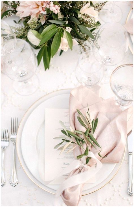 Top 15 so elegant wedding table setting ideas for 2021 #dinner #table #setting #elegant dinner table setting elegant Wedding Table Centerpieces Elegant, Romantic Table Decor, Table Arrangements Wedding, Romantic Table, Napkins Wedding, Table Setting Inspiration, Dinner Table Setting, Inexpensive Wedding, Wedding Table Flowers