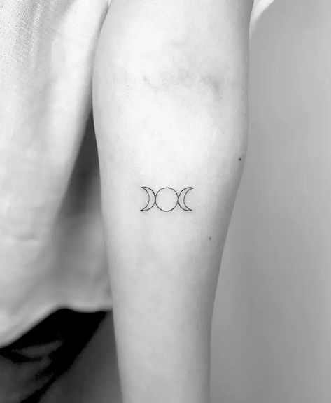 55 Dreamy Moon Tattoos To Brighten Up Your Aura - Our Mindful Life Moon Energy Tattoo, Moon Spirit Tattoo, Dreamy Moon Tattoo, Divine Feminine Moon Tattoo, Delicate Moon Tattoo, Divine Feminine Tattoo Symbols, Moon Feminine Energy Tattoo, Poetry Tattoo, Sternum Tattoo Design