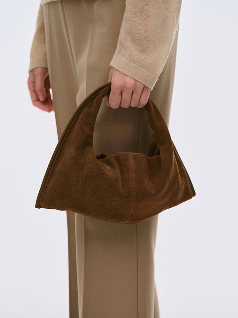 (Pre-order) Suede Mini Tote Bag, Walnut – SourceUnknown Winter Bags, Suede Purse, Suede Bag, Suede Handbags, Mini Tote Bag, Tote Bag Pattern, Mini Tote, Leather Diy, Leather Hobo