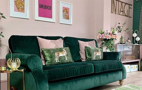 Green Sofa Living, Door Key, Flat Decor, Pink Living Room, Green Sofa, Living Room Green, Cloud Nine, Green Rooms, Living Room Inspo