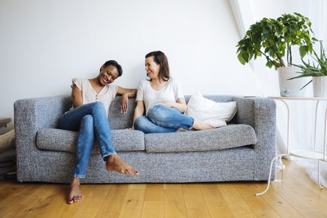 A person with a nutric personality is the opposite of a toxic personality. Here's how to tell if you exhibit these qualities. Friends Sitting On Couch, Two People Sitting Together, Woman Sitting On Couch, Relaxing On Couch, Anatomy Pose, Sitting On Couch, Philips Lumea, Relaxing At Home, Sitting On The Couch