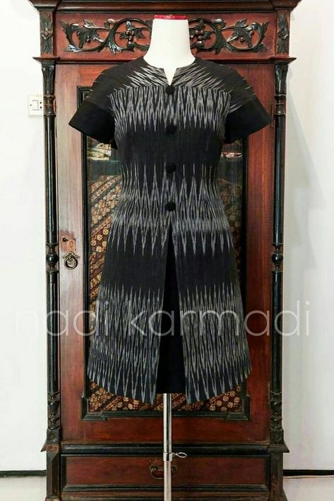 Dress Ulos Batak Modern, Ulos Batak Dress, Batik Clothing, Dress Batik, Simple Dress, Batik Dress, Simple Dresses, Batik, Flapper Dress