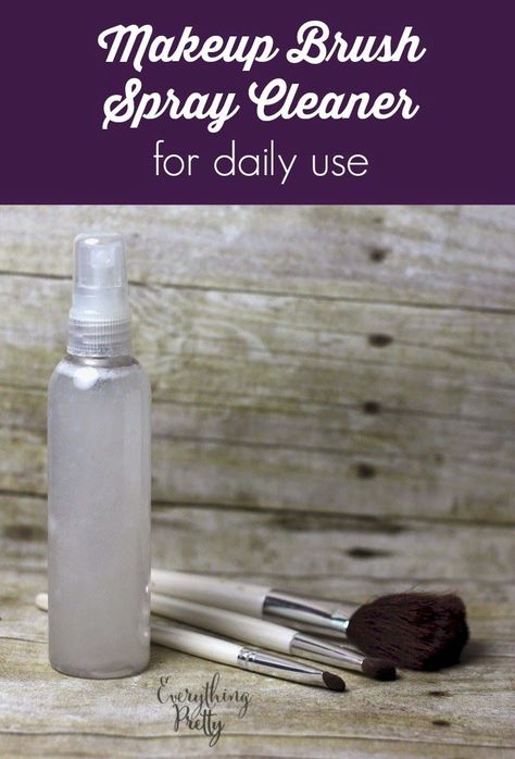 DIY Spray Makeup Brush Cleaner | Everything Pretty Diy Makeup Brush Cleaner Spray, Makeup Brush Cleaner Spray, Makeup Brushes Cleaner, Diy Mat, Diy Makeup Brush Cleaner, Make Up Diy, Spray Makeup, Diy Makeup Brush, Makeup Tip