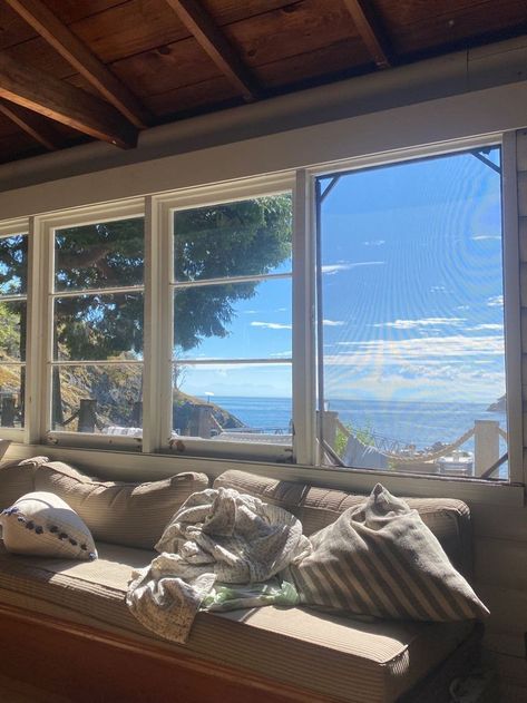 Socal Beach House, Seaside House Aesthetic, Summer Beach House Aesthetic, Beach House Aesthetic, Summer Beach House, Seaside House, Cottage Aesthetic, Dream Beach Houses, Coastal Granddaughter