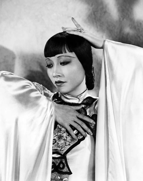 Anna May Wong, Anna May, Film Institute, Actrices Hollywood, Moving Image, Silent Film, Golden Age Of Hollywood, White Image, Vintage Glamour