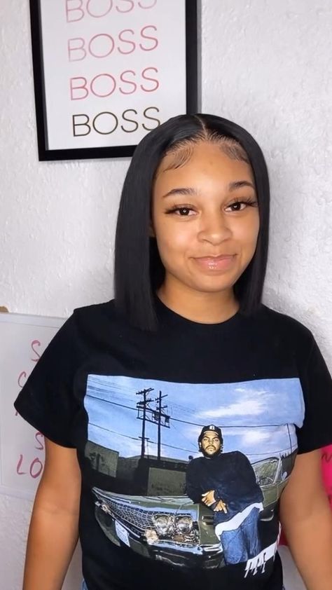 Middle Part Closure Bob, Closure Middle Part, Natural Hair Bob Cut, Middle Part Closure, Bob Sew In, Weave Hair Color, Middle Part Bob, Closure Bob, Natural Hair Bob