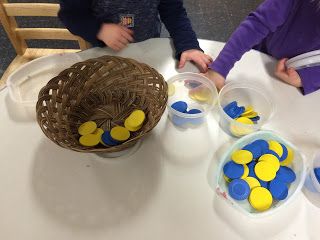 Loose Parts - Poker chips and containers. Early Childhood Classrooms, Reggio Inspired, Loose Parts, Poker Chips, Problem Solving Skills, Early Learning, Early Childhood, Problem Solving, Poker