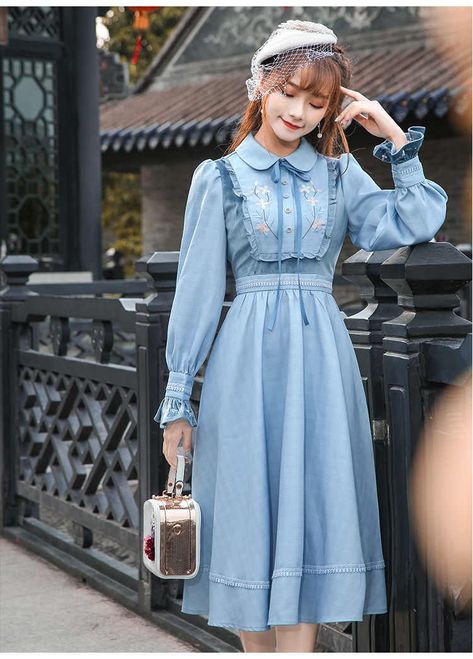 Stitching Embroidery, Fairytale Fashion, Old Fashion Dresses, Cottagecore Fashion, Chiffon Dress Long, College Style, Moda Vintage, Fashion Design Clothes, Women Long Dresses