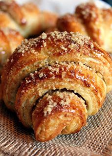 Baklava Recipe, Croissant Recipe, Crescent Roll Recipes, Breakfast Pastries, Puff Pastry Recipes, Sweet Pastries, Sweet Roll, Cooking Recipes Desserts, Bread Recipes Homemade