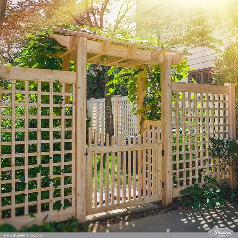 Illusions PVC Vinyl Old English Lattice Fence and Pergola in Eastern White Cedar Lattice Fence Panels, Garden Gates And Fencing, Garden Gate Design, Trellis Fence, Cheap Pergola, Lattice Fence, Fence Styles, Pergola Design, Backyard Pergola