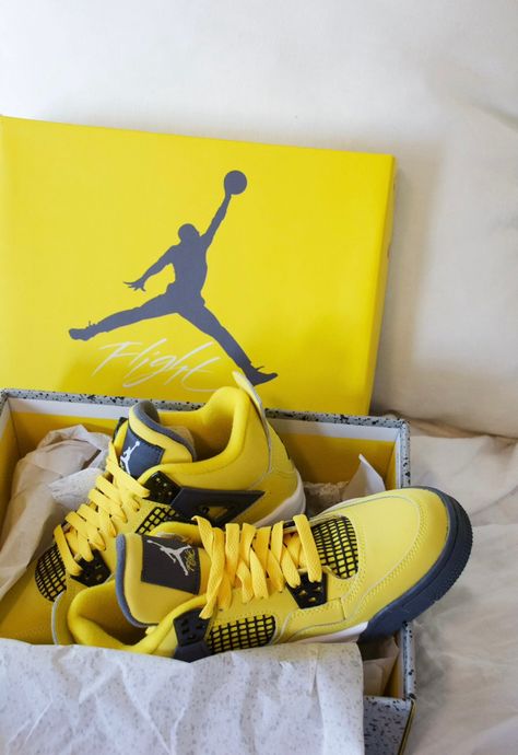 Lightning Jordan 4s Outfit, Aesthetic Lightning, Lightning 4s, Jordan 4s Outfit, 4s Outfit, Nike Jordan 1, Sneaker Outfits, Jordan 4s, Cheap Jordans