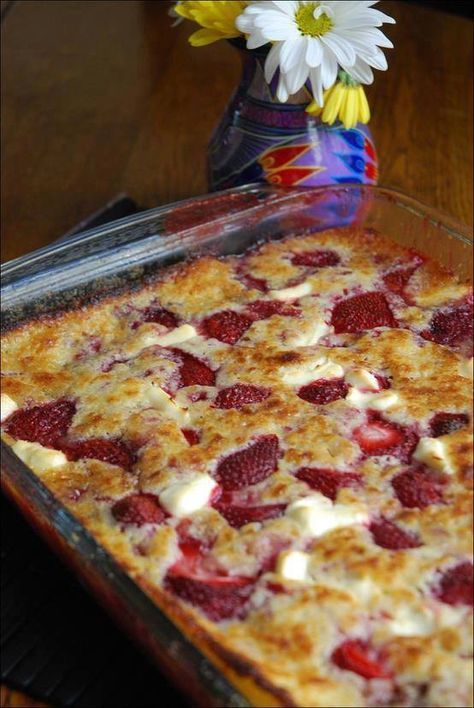 Strawberry Cream Cheese Cobbler-id#368368- by Budget101.com Strawberry Cream Cheese Cobbler Recipe, Sonker Recipe, Blackberry Dumplings, Eagle Brand Recipes, Chocolate Strawberry Desserts, Strawberry Cream Cheese Cobbler, Strawberry Cobbler, Strawberry Cream Cheese, Weekend Breakfast