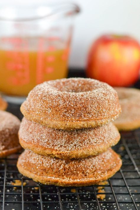 Gfdf Recipes, Vegan Apple Cider, Beignets Cuits, Cider Donuts Recipe, Apple Cider Donuts Recipe, Apple Cider Donuts Baked, Food Sensitivity, Gf Breakfast, Autoimmune Diet