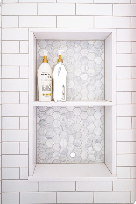 Bathroom Shower Subway Tile, Bathtub Niche Placement, Shower Niche Placement, Grey Grout Bathroom, Shower Niche Tile Ideas, Shower Combo Ideas, White Subway Tile Shower, Shower Alcove, Tile Shower Niche