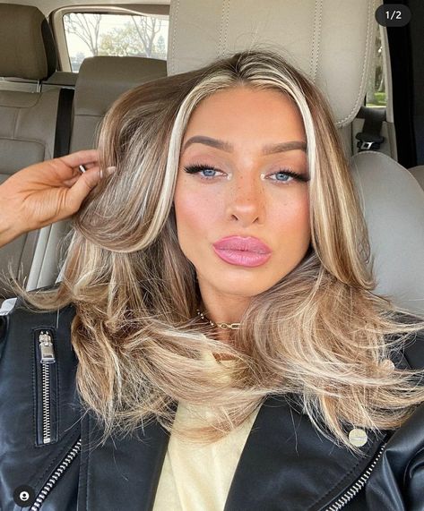 Rambut Brunette, Brunette Hair With Highlights, Money Piece, Dirty Blonde Hair, Blonde Hair Inspiration, Blonde Hair Looks, Haircut And Color, Hair Inspiration Color, Hair Tutorials