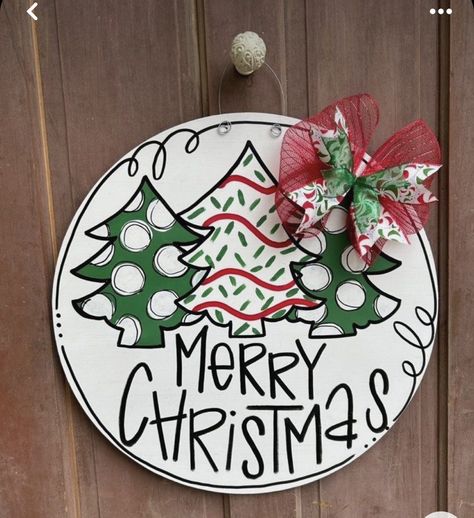 Christmas Outdoor Decor, Christmas Tree Sign, Painted Christmas Tree, Diy Christmas Door, Christmas Signs Diy, Outside Christmas Decorations, Tree Sign, Door Hangers Diy, Door Signs Diy