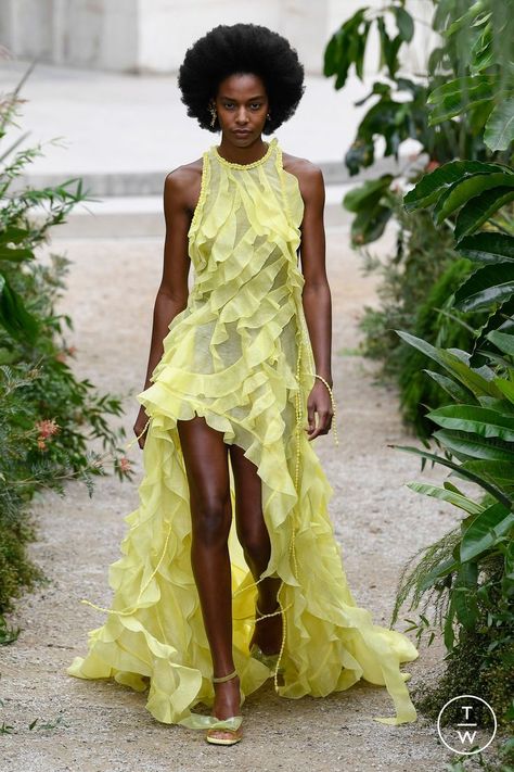 Vegas Outfits, Zimmerman Dress, Ruffle Gown, Couture Gown, Vegas Outfit, Yellow Bridesmaids, Glam Outfit, Dress Aesthetic, Spring Summer 2023