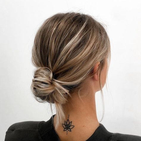 Loose Low Bun Short Hair, Undone Bun Wedding, Hair Up Low Bun, Low Wispy Bun Wedding, Low Bun With Pieces Out, Low Bun Blonde Hair, Medium Wedding Guest Hairstyles, Low Lose Bun, Casual Up Dos For Short Hair