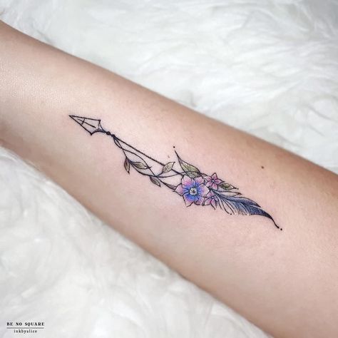 Sagittarius Floral Arrow Tattoo | Tattoo Ideas and Inspiration Floral Arrow Tattoo, Kindness Tattoo, Feather Arrow Tattoo, Bow And Arrow Tattoo, Watercolor Arrow Tattoo, Arrow Tattoos For Women, Indian Feather Tattoos, Bestie Tattoos, Cool Nature