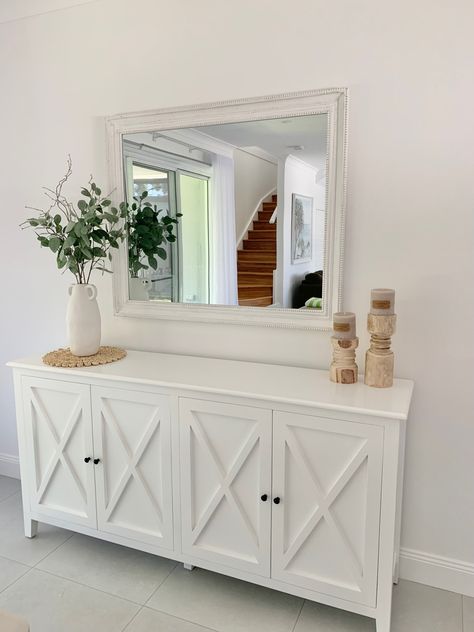 Hallway Buffet Decor, Hamptons Buffet Styling, Hamptons Style Entryway, Hampton Entryway, Buffet With Mirror Above, Coastal Hamptons Style Living Rooms, Hamptons Buffet, Hamptons Dining Room, Buffet Styling