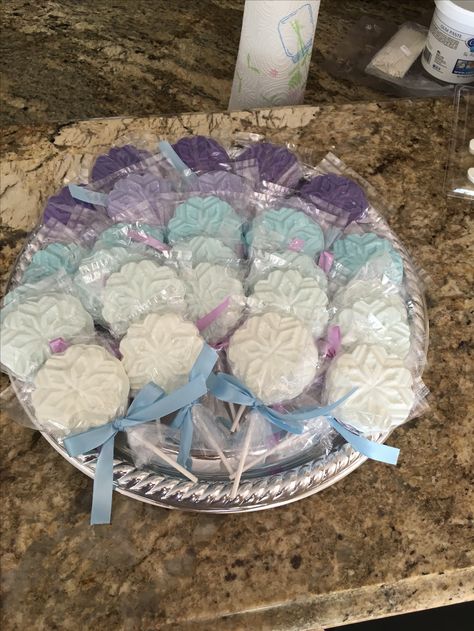 Winter Onederland Party Girl Purple, Chocolate Suckers, Winter Onederland Party Girl, Winter Wonderland Birthday Party, Wonderland Decorations, Snow Party, Winter Wonderland Decorations, Winter Onederland Party, Winter Wonderland Birthday