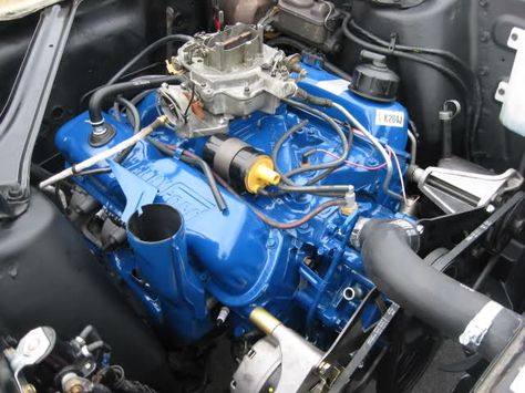 Ford small block family 302-4V 230hp. Prodiced 1968 only. Ford Racing Engines, 1965 Ford F100, Block Family, Ford Engines, Mustang Art, Engine Diagram, 1966 Mustang, Car Ramps, 1970 Ford Mustang