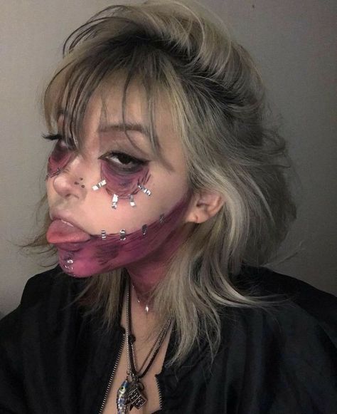 Asthetic Pics, Anime Cosplay Makeup, Anime Makeup, Bad Haircut, Halloween Makeup Inspiration, Swag Makeup, Cool Makeup Looks, Edgy Makeup, Clown Makeup