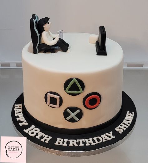 Cakes For Gamers, Playstation Cake Ideas, Boys Bday Cakes, Gaming Cake, Playstation Cake, Men Cakes, Xbox Cake, Army Cake, Video Game Cakes