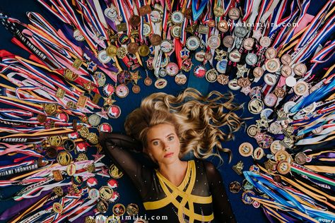 Senior Year Inspiration, Gymnastics Senior Pictures, Dance Senior Pictures, Senior Outfit Ideas, Senior Photoshoot Ideas, Senior Outfits, South Dakota Wedding, Sports Photoshoot, Running Pictures