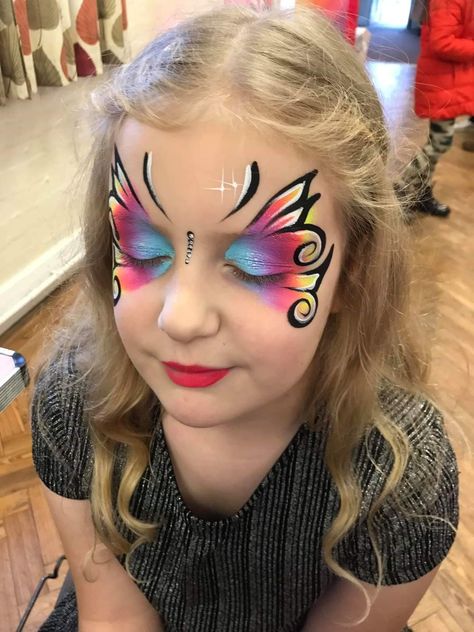 Waterproof Face Painting, Popular Face Painting Designs, Face Paint Adults, Shaping Exercises, Face Painting Halloween Kids, Easter Face Paint, Face Painting Unicorn, Face Painting Images, Easy Face Painting Designs