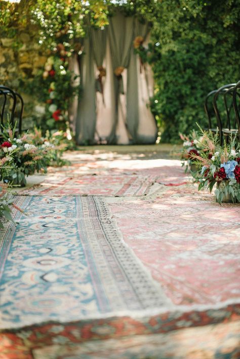 35 Altar and Aisle Decorations We Love Vintage Rugs Wedding, Boho Rug Wedding, Rug Wedding Aisle, Rugs Wedding, Ceremony Decorations Church, Wedding Church Aisle, Wedding Ceremony Decorations Church, Mobility Walkers, Ceremony Decorations Outdoor