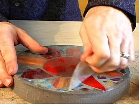 How to Make a Stained Glass Stepping Stone | Easy Crafts and ... Mosaic Stepping Stone, Mosaic Stepping Stones, Painted Glass Art, Mosaic Stained, Glass Garden Art, Stained Glass Diy, Stained Glass Lamps, Stained Glass Crafts, Art Bathroom