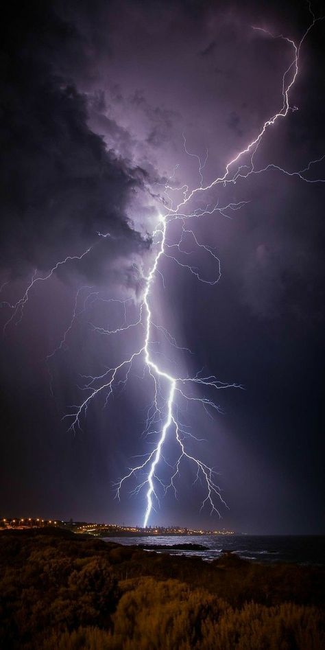 Thunderstorm Aesthetic Wallpaper, Lightning Storm Aesthetic, Thunderstorm Wallpaper, Laptop Hd Wallpaper, Hd Wallpaper Aesthetic, Lightning Wallpaper, Lightning Images, Lightning Photos, Storm Wallpaper