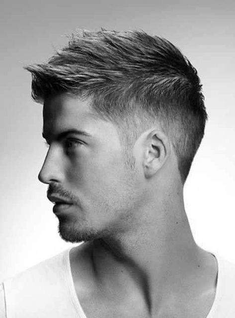 50 Low Fade Haircuts For Men - A Stylish Middle Mens Modern Hairstyles, Faux Hawk Hairstyles, Low Fade Haircut, Mens Fade, Men Haircut Styles, Faux Hawk, Mens Haircuts Fade, Corte De Cabelo Masculino, Mens Haircuts Short