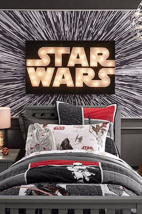 May the Force be with your child's room! Turn your little one's lair into a galaxy far, far away with some choice movie-inspired decor. Star Wars fans have Star Wars Bedroom Ideas, Star Wars Room Ideas, Star Wars Zimmer, Star Wars Kids Room, Star Wars Themed Bedroom, Star Wars Room Decor, Star Wars Bedroom, Star Wars Room, Star Wars Decor